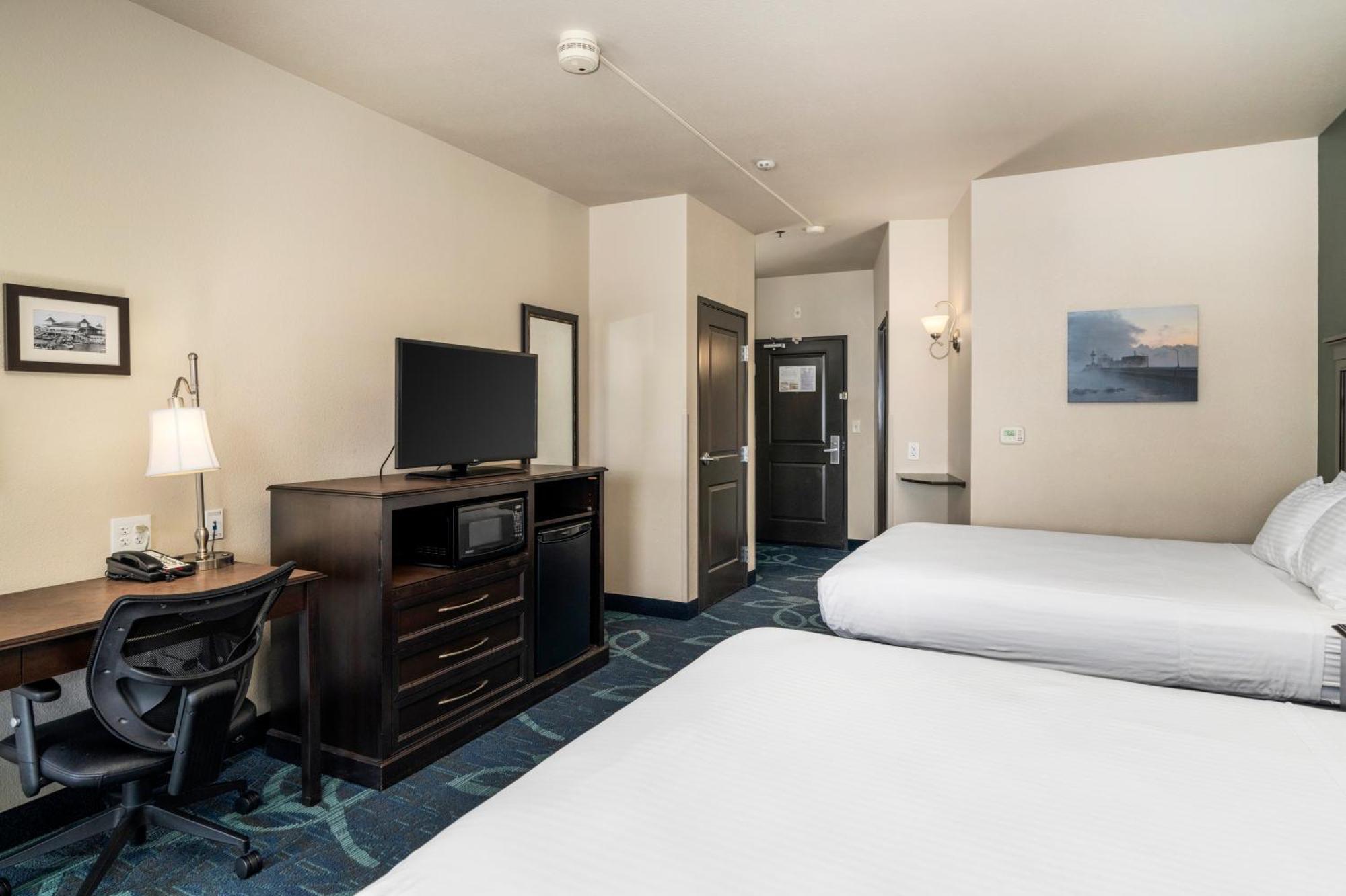 דולות Park Point Marina Inn מראה חיצוני תמונה
