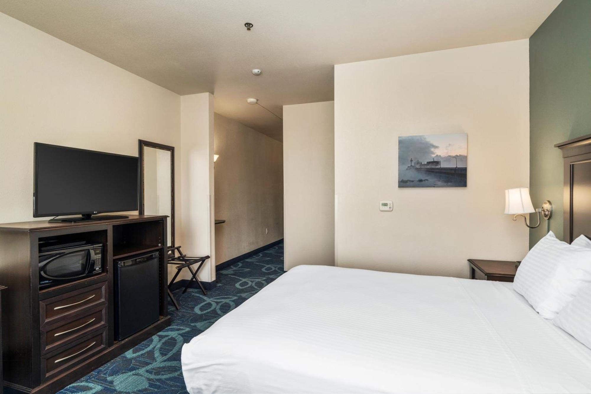 דולות Park Point Marina Inn מראה חיצוני תמונה