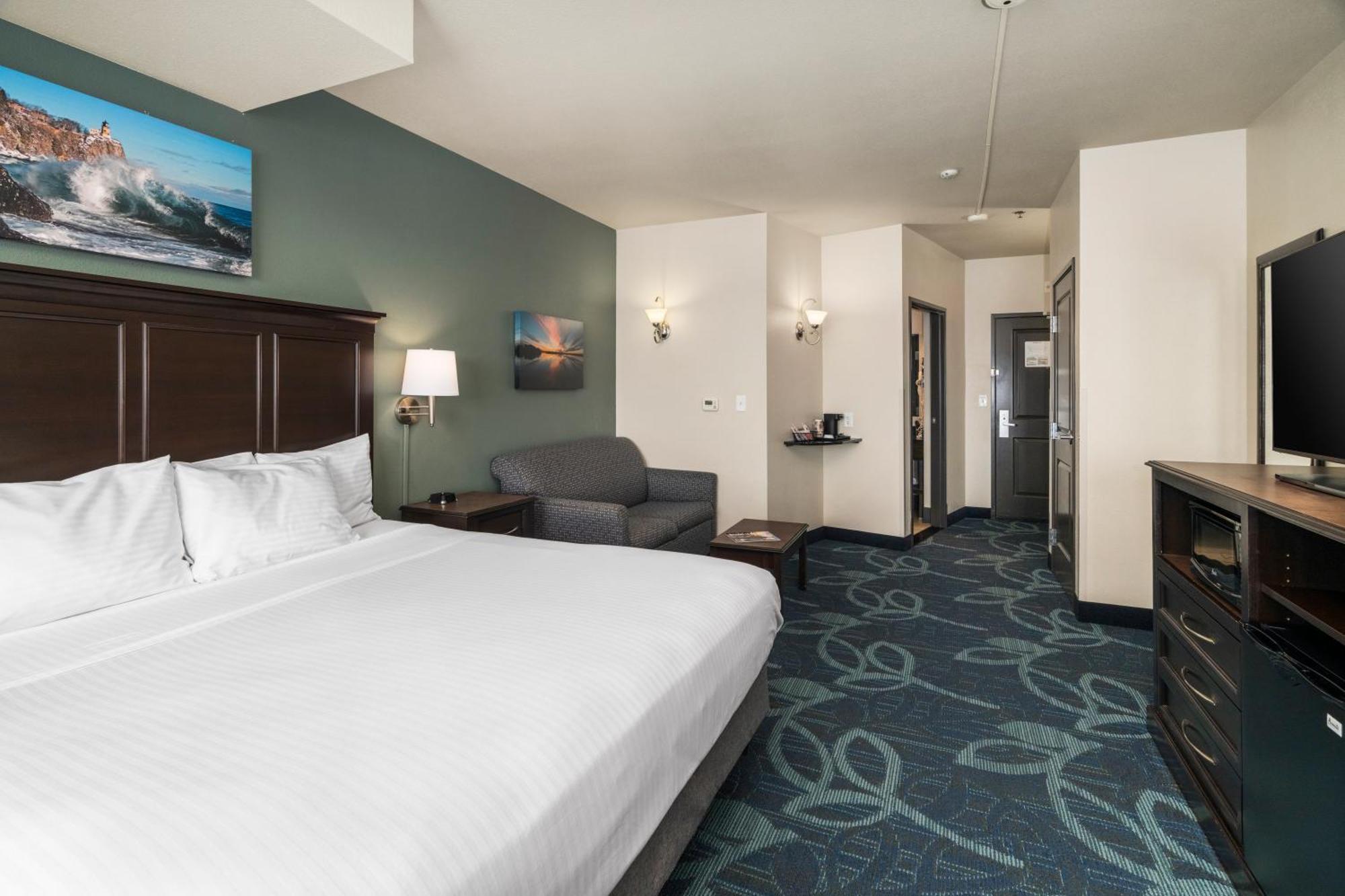 דולות Park Point Marina Inn מראה חיצוני תמונה
